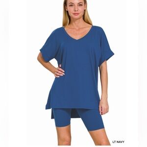 Zenana Outfitters Navy Women Shorts